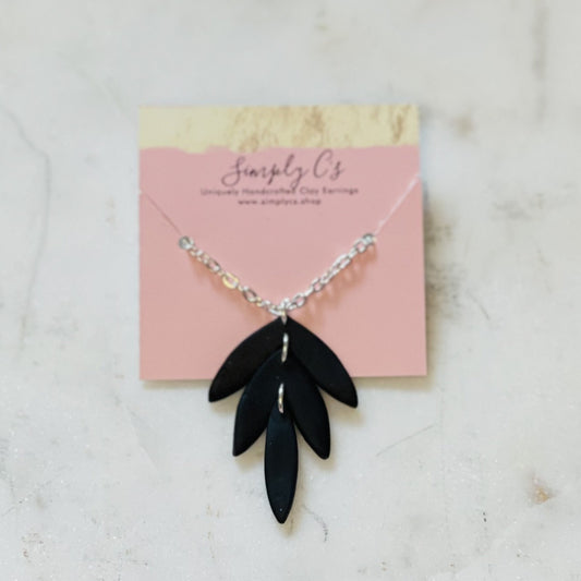 Midnight Stassi Necklace